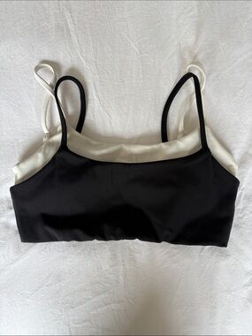 BRAND NEW Exercere double layer sports bra - XS